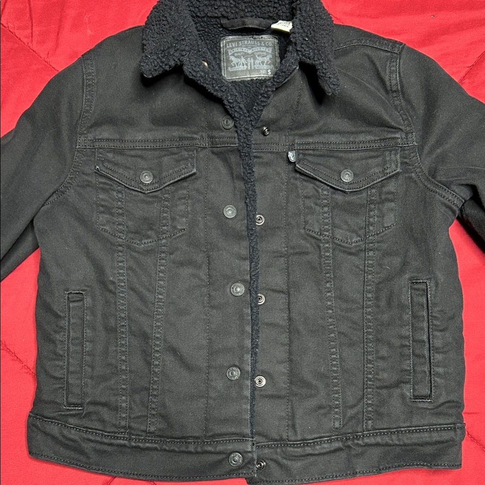 Levi's woman’s Black Denim Jacket with Sherpa Collar